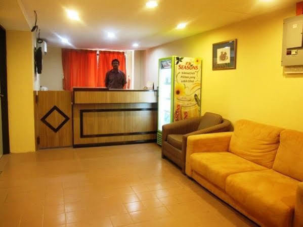 Hotel Surya Palace Kuala Lumpur Exteriör bild